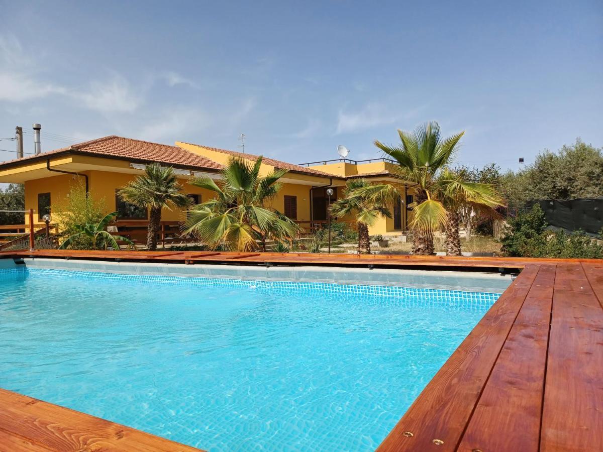 Turtle Island Apartments Санта Кроче Камерина Екстериор снимка